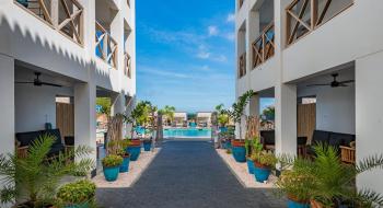 Hotel Bloozz Resort Bonaire 2