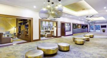 Hotel Crowne Plaza St Peters 2