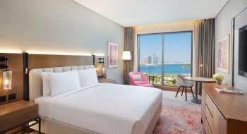 Hotel Doubletree By Hilton Sharjah Waterfront Hotel En Residences 4