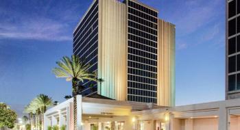 Hotel Doubletree By Hilton At The Entrance To Universal Orlando 4