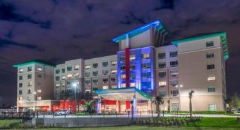 Hotel Holiday Inn Express En Suites Orlando At Seaworld 3