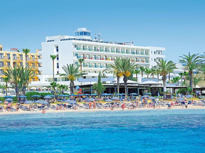 Hotel Nelia Beach 1