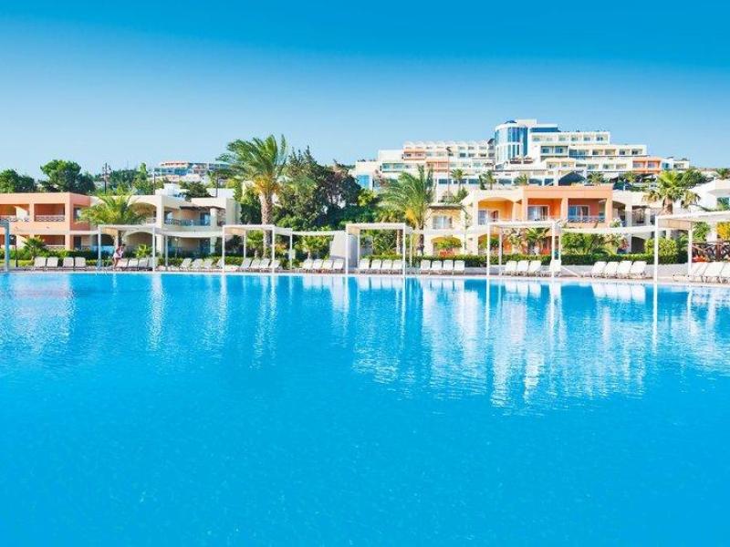 Hotel Kipriotis Maris Suites