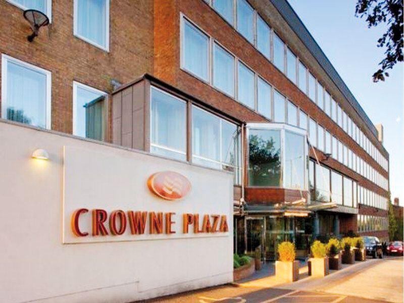 Hotel Crowne Plaza London Ealing