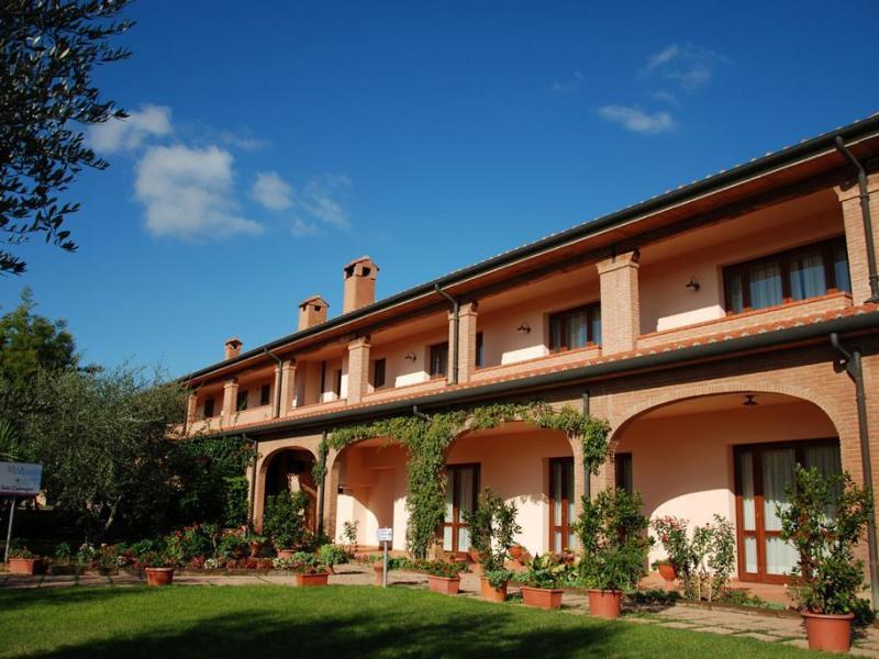Aparthotel Borgo Degli Olivi