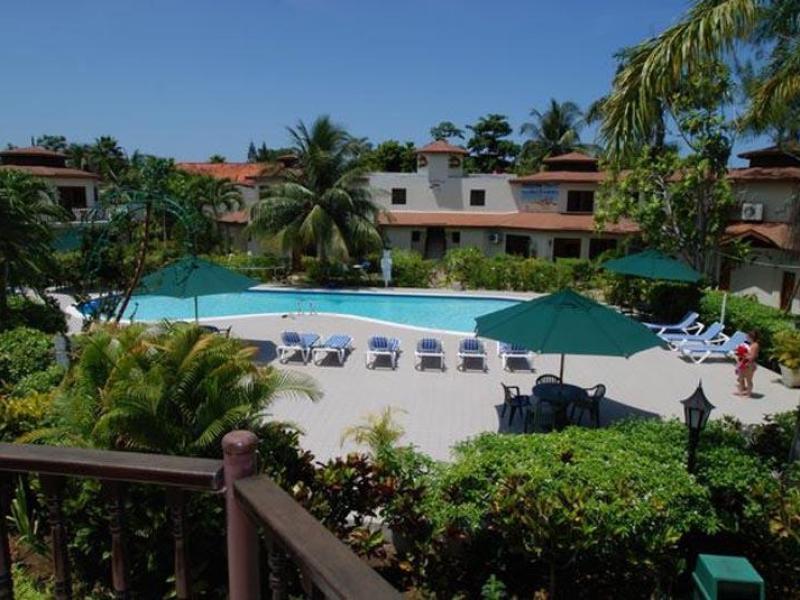 Hotel Coco La Palm Seaside Resort 1
