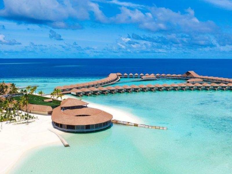 Hotel Cinnamon Velifushi Maldives 1