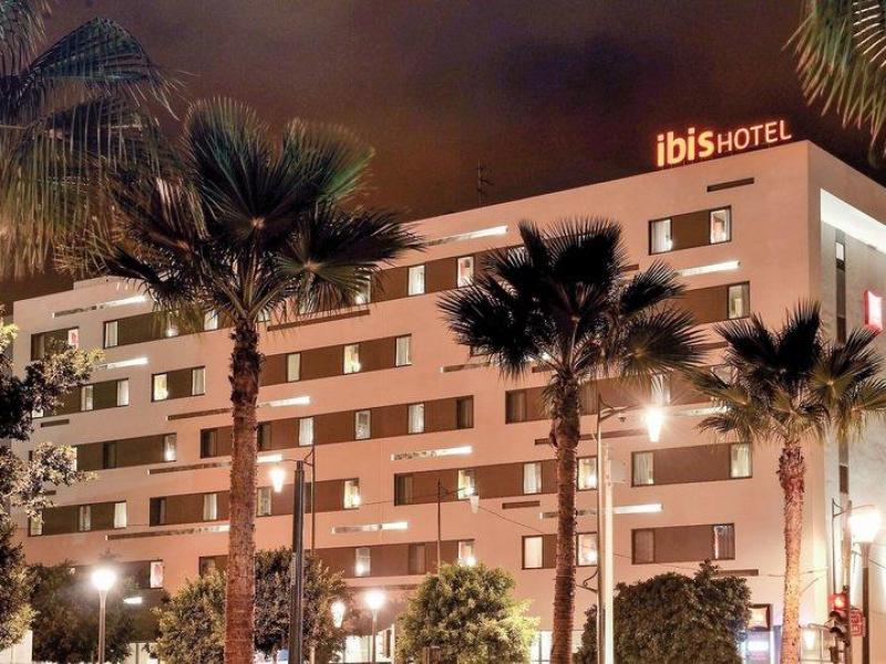 Hotel Ibis Casa Voyageurs