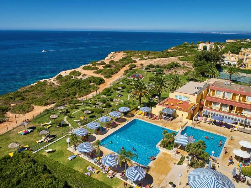 Hotel Baia Cristal Beach and Spa Resort