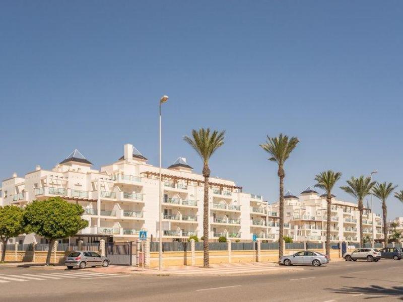 Hotel Pierre Et Vacances Residence Roquetas De Mar