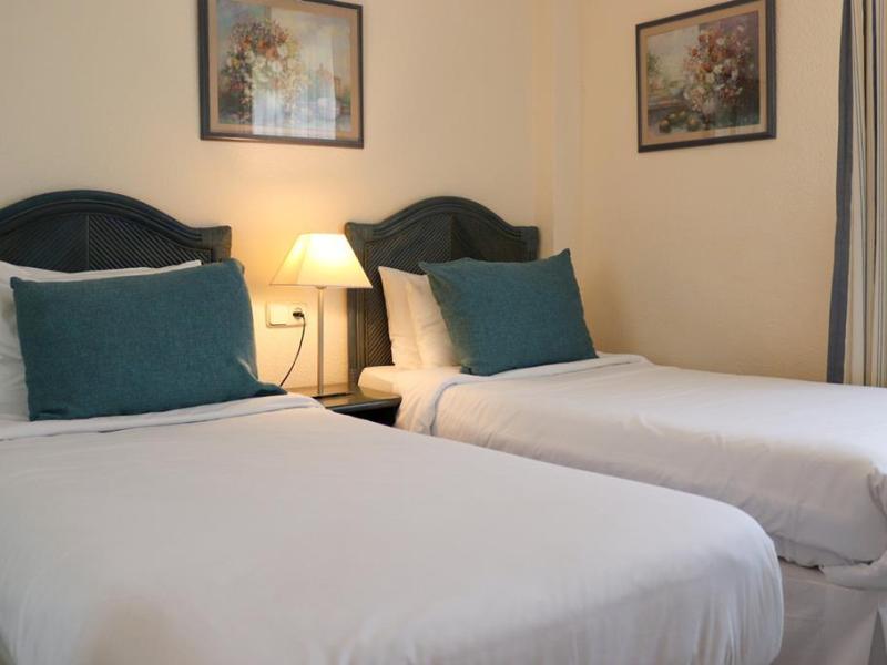 Hotel Ramada Hotel En Suites By Wyndham Costa Del Sol 1