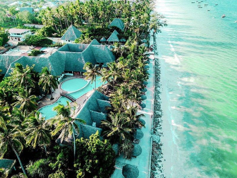 Hotel Uroa Bay Beach Resort 1
