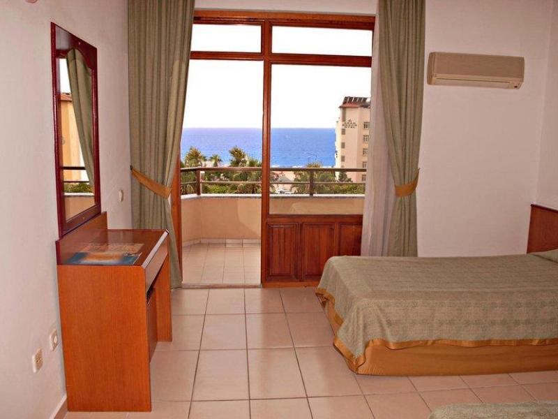 Hotel Mirayl Kleopatra Beach