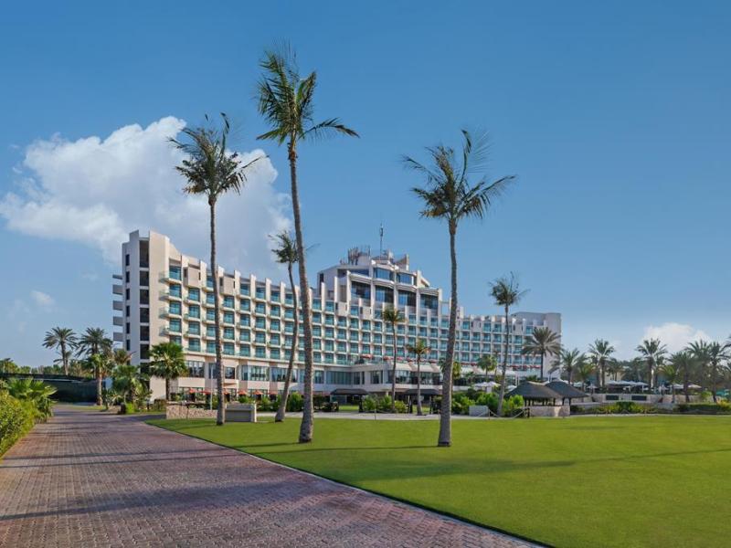Hotel JA Beach