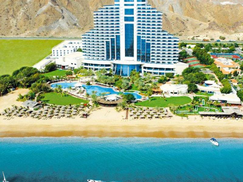 Hotel Le Meridien Al Aqah Beach